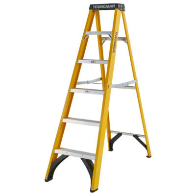 Youngman Fibreglass Swingback Stepladder